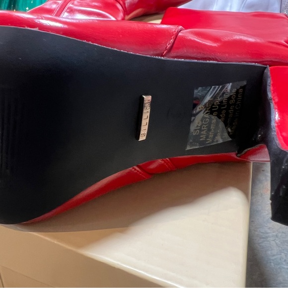 Red Knee High Dress Boot size 9 by Bellini - Picture 6 of 7